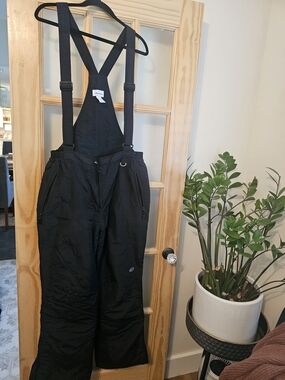 Black Insulated Snow Bib Pants with Adjustable Straps
